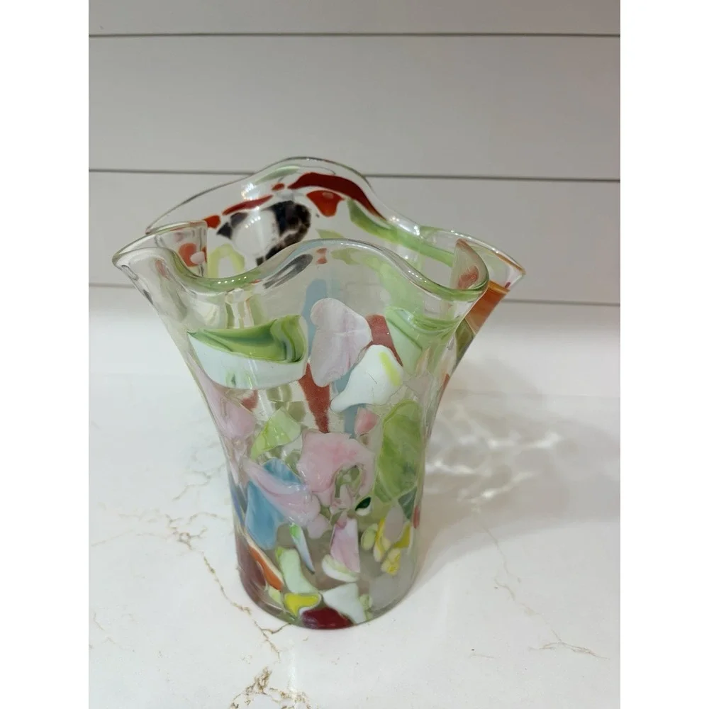 Vintage Multicolor White Swirl Ribbon Ruffle Edged Art Deco Glass Vase